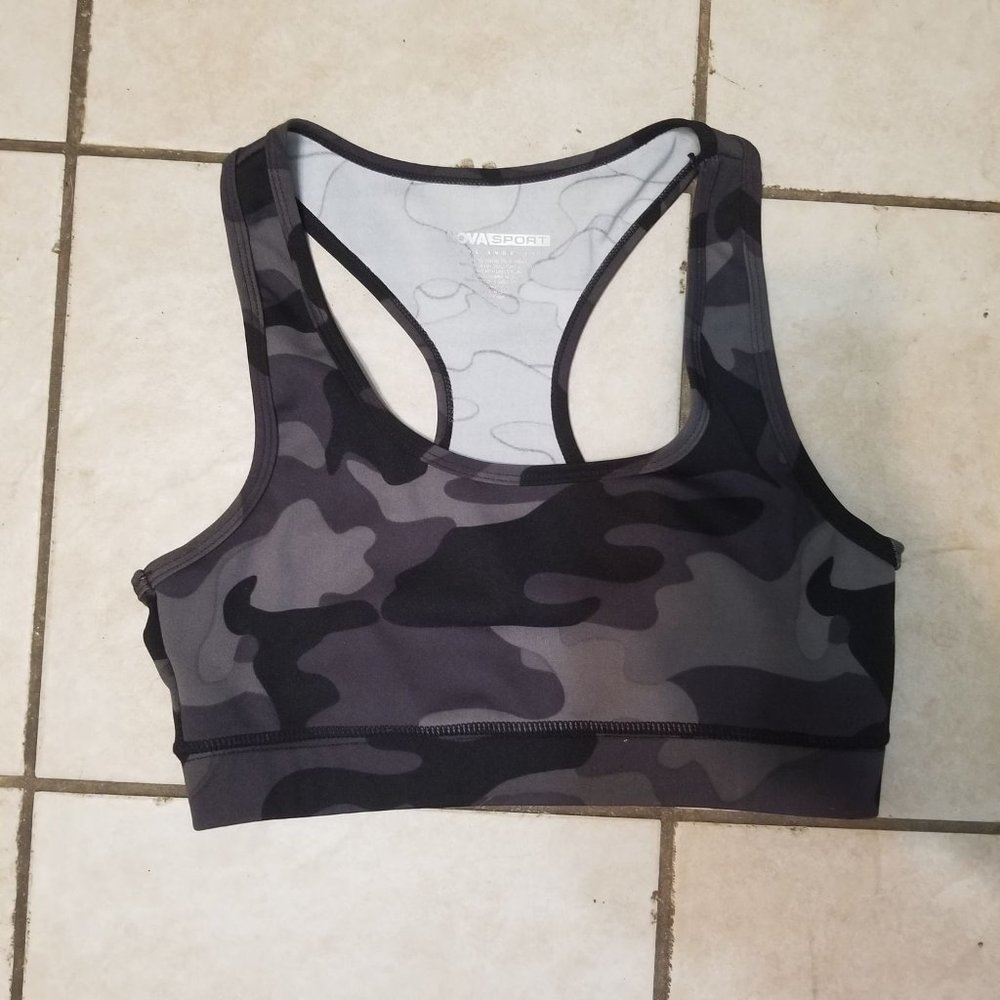 Sports Bra Gym workout top sportswear camo fatigues women